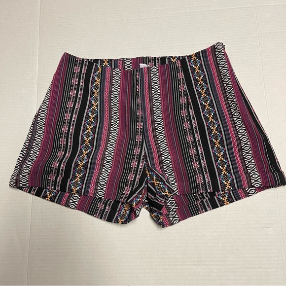 Alya Pants - Alya Women’s Boho Striped Shorts Sz Small